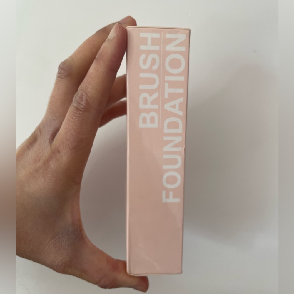 Flat Top Foundation Makeup Brush, New & Sealed Synthetic Hair Makeup Brush